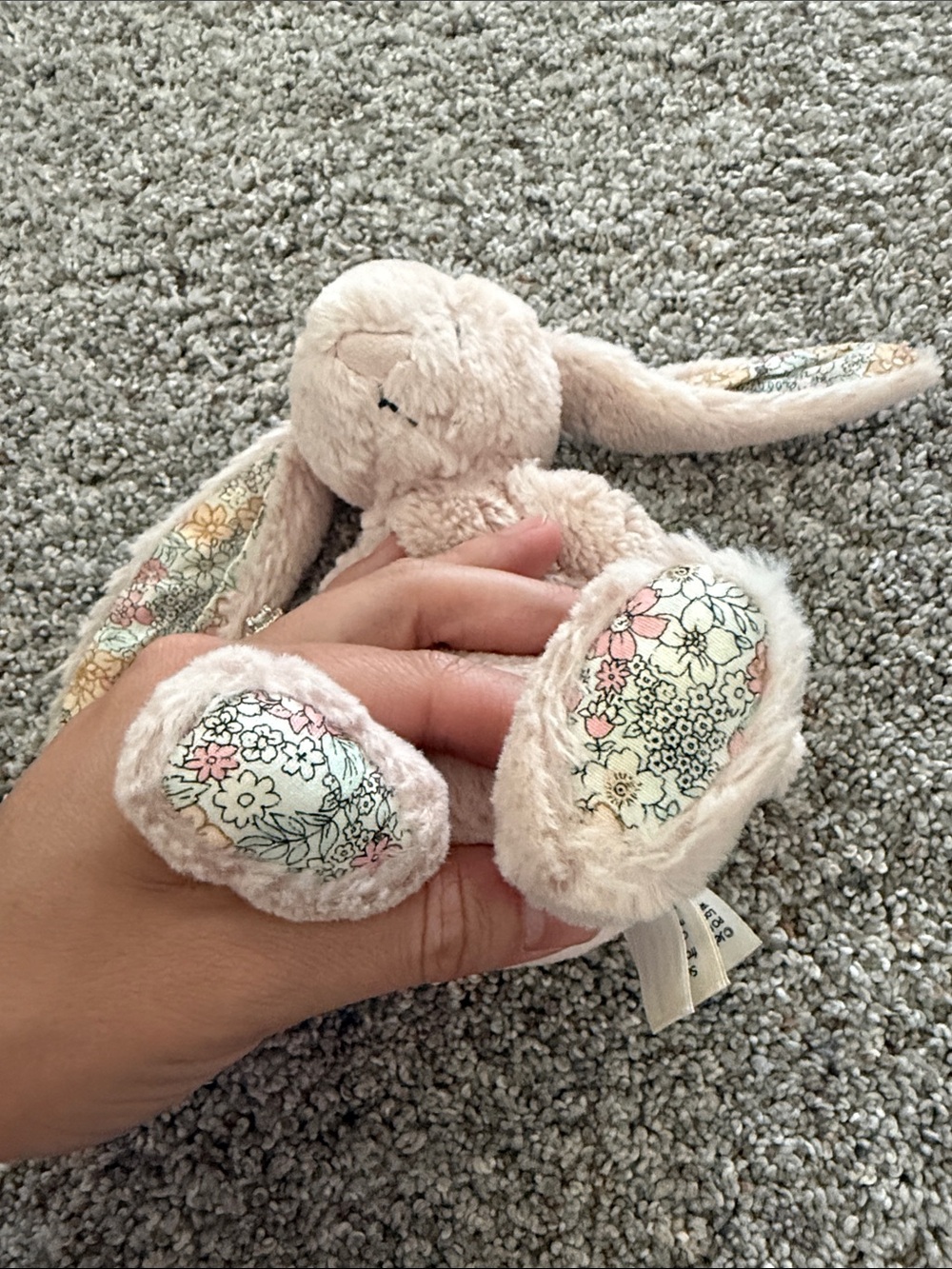 Jellycat Bashful Blossom Blush Bunny Small - Picture 2 of 8